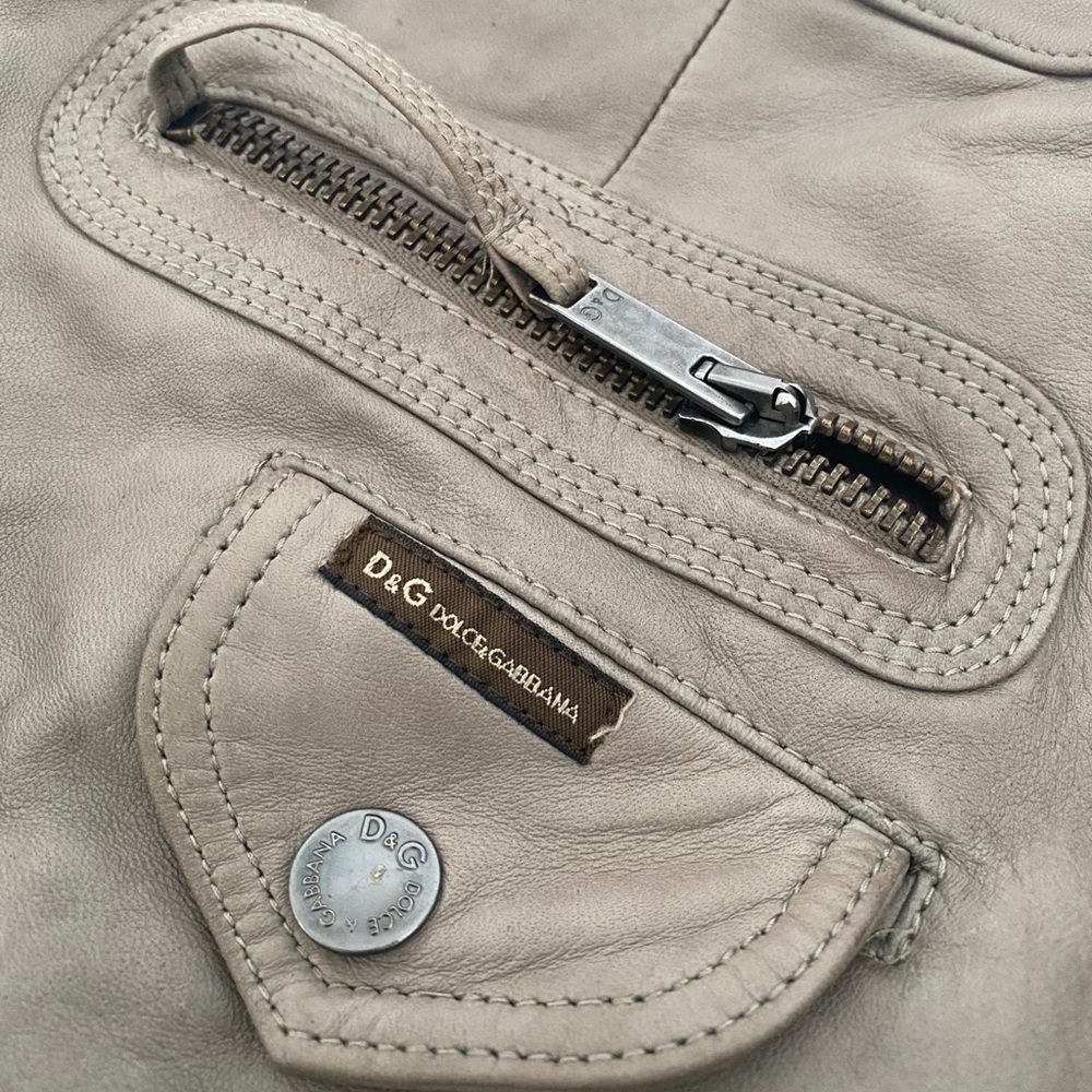 Used Dolce and Gabbana leather pants... sz 34